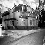 Pensjonat Dirks Am Schloss Bad Pyrmont