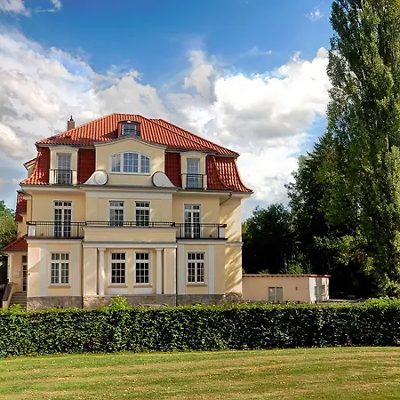 Dirks Am Schloss 3* Bad Pyrmont